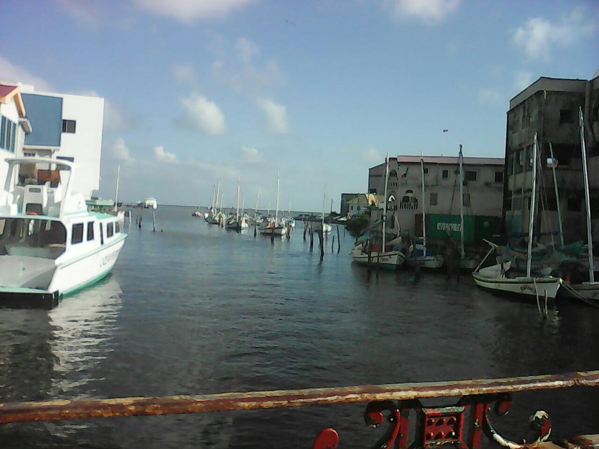 Bella Sombra Guest House Downtown Cidade de Belize Exterior foto